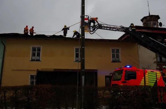 20180103_Sturm_Gossholz_02.jpg